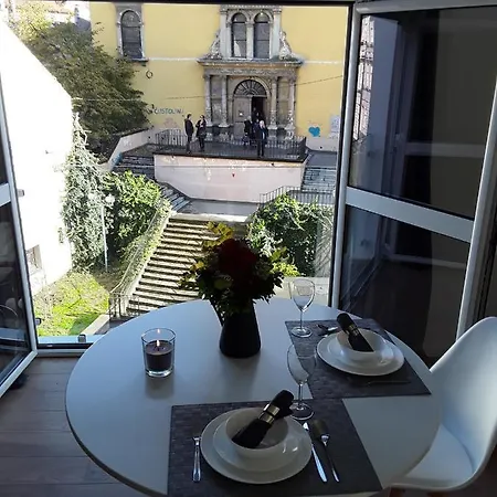 Zagraby Apartment